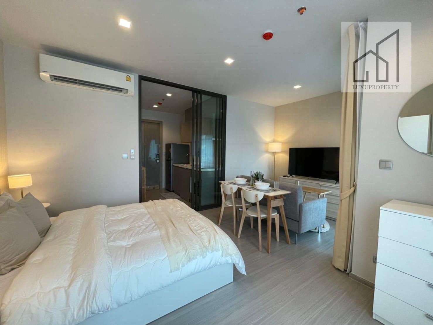 Life Rama 9 Life Asoke-Rama 9
